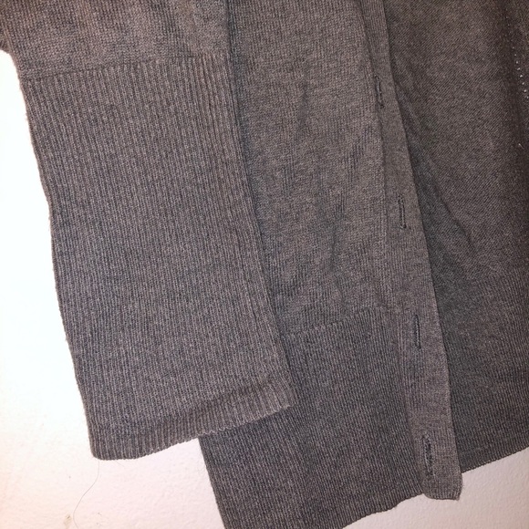Small gray American Eagle Outfitters Cardigan - Picture 4 of 6